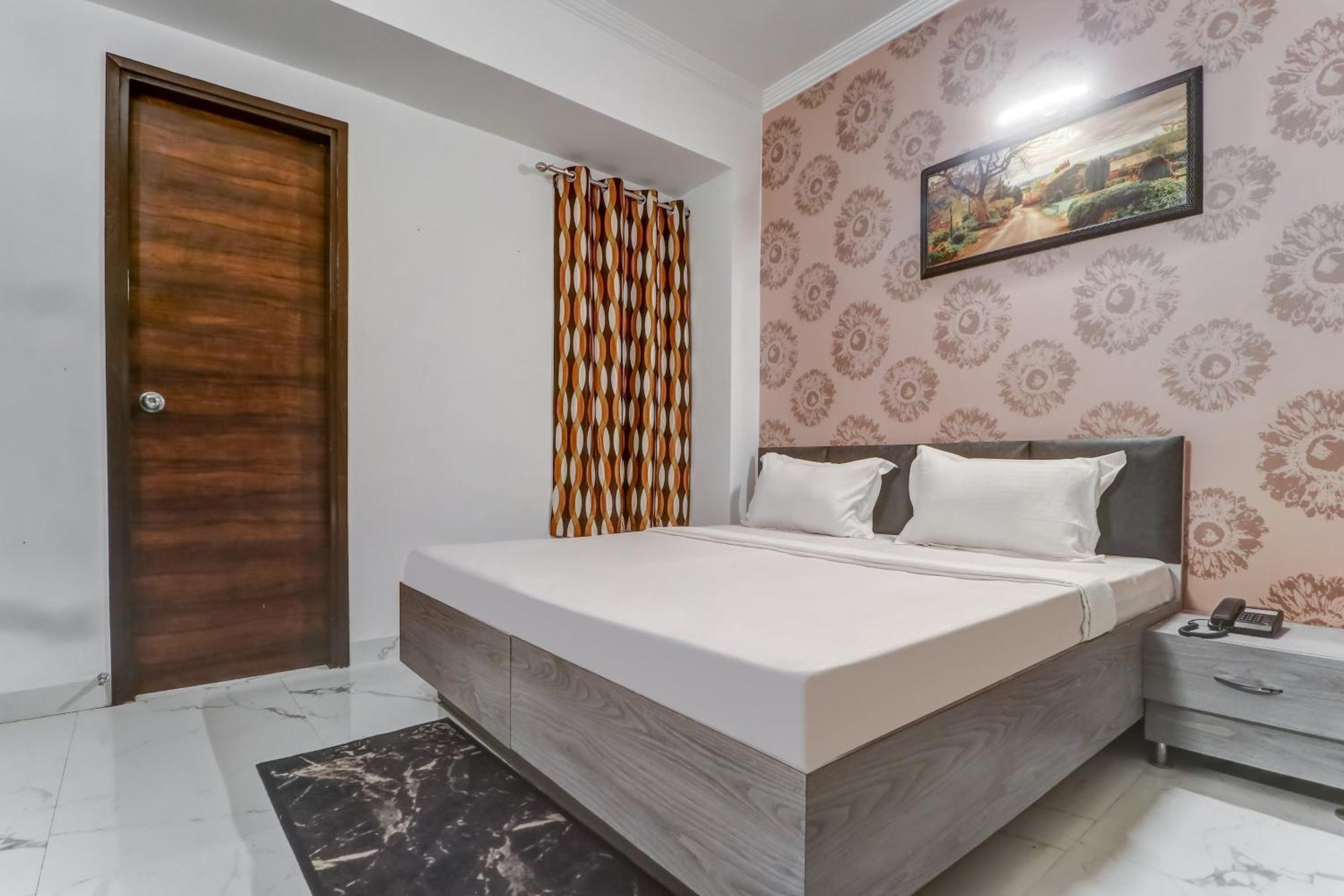Townhouse Hotel Ludhiana Exterior foto